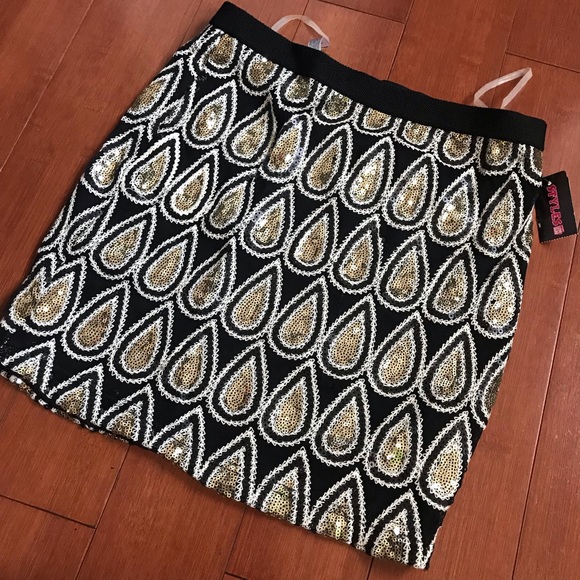 Black and gold sequin mini skirt - Picture 1 of 5